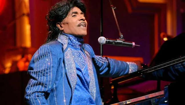 Escuchando A Little Richard
